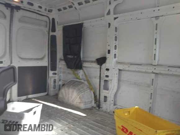 2021 Ram ProMaster z VIN 3C6ERVBG3ME506560, wystawiony jako IAAI lot #41694401 z przebiegiem 184 121 mil mil oraz . Historia ofert i sprzedaży dostępna na DreamBid. Obrazek 8.