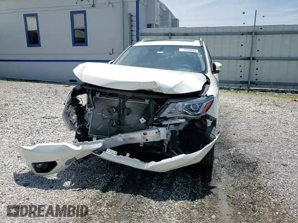 2019 Nissan Pathfinder Platinum with VIN 5N1DR2MN5KC590640, listed as a Copart auction lot 61479745 with 46,905 mi miles and Salvage title. Bid and sale history available at DreamBid. Image 14.