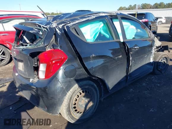 2017 Chevrolet Spark LS z VIN KL8CA6SA5HC822489, wystawiony jako IAAI lot #41305705 z przebiegiem 101 315 mil mil oraz . Historia ofert i sprzedaży dostępna na DreamBid. Obrazek 4.