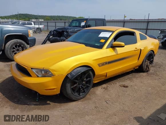 2012 Ford Mustang GT Premium with VIN 1ZVBP8CFXC5209821, listed as a IAAI auction lot 43141157 with 149,569 mi miles and . Bid and sale history available at DreamBid. Image 17.