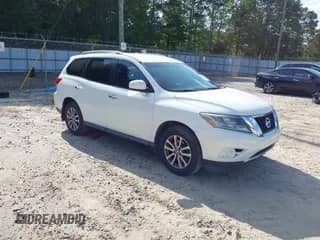 2013 Nissan Pathfinder SL with VIN 5N1AR2MN5DC677329, listed as a IAAI auction lot 43225173 with 192,617 mi miles and . Bid and sale history available at DreamBid. Image 1.