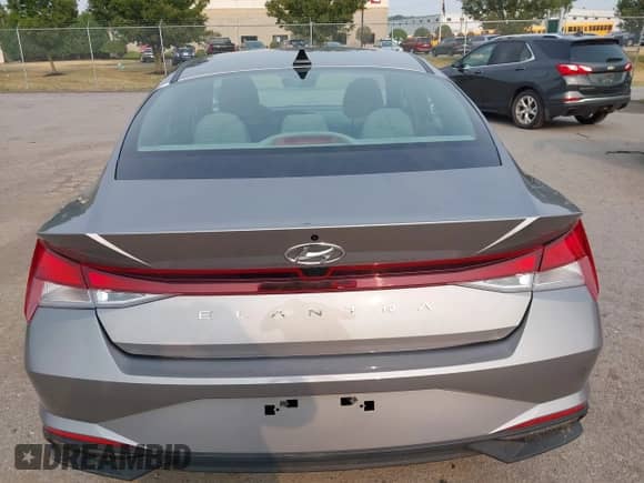 2022 Hyundai Elantra SEL with VIN KMHLM4AG4NU260871, listed as a IAAI auction lot 42869156 with 33,597 mi miles and . Bid and sale history available at DreamBid. Image 16.