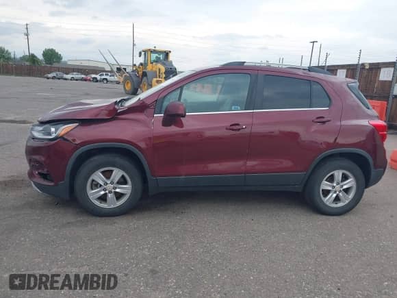 2017 Chevrolet Trax LT z VIN 3GNCJPSB0HL222514, wystawiony jako IAAI lot #43044091 z przebiegiem 166 723 mil mil oraz . Historia ofert i sprzedaży dostępna na DreamBid. Obrazek 14.