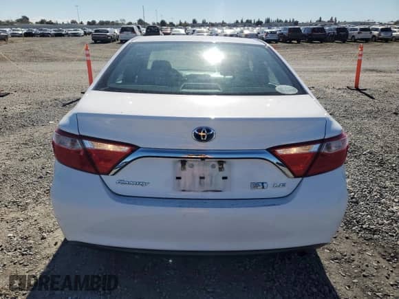 2015 Toyota Camry LE с VIN 4T1BD1FK1FU172028, выставлен на аукционе Copart как лот 89926075 с пробегом 142 288 миль миль и Списание • Salvage title. История ставок и продаж доступна на DreamBid. Изображение 6.