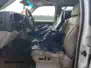 2002 Cadillac Escalade z VIN 1GYEC63T82R129215, wystawiony jako Copart lot #46302515 z przebiegiem 274 078 mil mil oraz Szkoda całkowita • Salvage title. Historia ofert i sprzedaży dostępna na DreamBid. Obrazek 7.