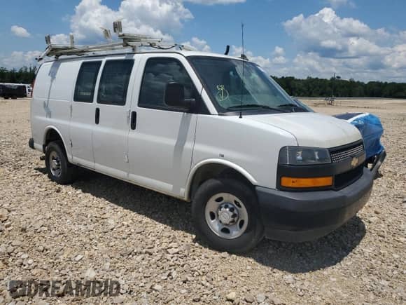 2018 Chevrolet Express Cargo с VIN 1GCWGAFPXJ1181166, выставлен на аукционе Copart как лот 59928365 с пробегом Не указан миль и Чистый • Clean title. История ставок и продаж доступна на DreamBid. Изображение 4.