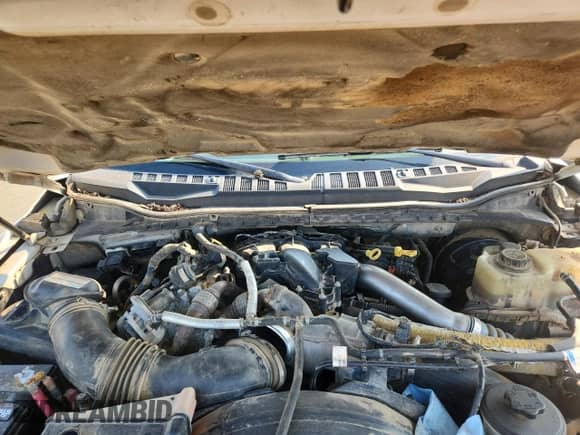 2017 Ford F-250 Lariat z VIN 1FT7W2BT6HEC51085, wystawiony jako Copart lot #80742165 z przebiegiem 330 833 mil mil oraz Szkoda całkowita • Salvage title. Historia ofert i sprzedaży dostępna na DreamBid. Obrazek 11.