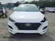 2020 Hyundai Tucson SE z VIN KM8J23A4XLU242983, wystawiony jako Copart lot #80781055 z przebiegiem 68 496 mil mil oraz Nie do naprawy • Non repairable. Historia ofert i sprzedaży dostępna na DreamBid. Obrazek 5.