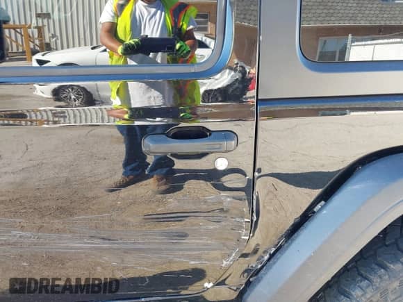 2019 Jeep Wrangler Sport S with VIN 1C4GJXAG9KW583300, listed as a IAAI auction lot 43061781 with 55,543 mi miles and . Bid and sale history available at DreamBid. Image 6.