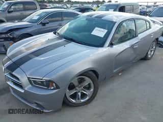 2013 Dodge Charger SE with VIN 2C3CDXBG3DH725442, listed as a IAAI auction lot 43260184 with 129,411 mi miles and . Bid and sale history available at DreamBid. Image 2.