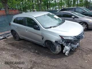 2023 Mitsubishi Outlander ES с VIN JA4ARUAU8PU002854, выставлен на аукционе IAAI как лот 42192599 с пробегом 79 208 миль миль и . История ставок и продаж доступна на DreamBid. Изображение 1.