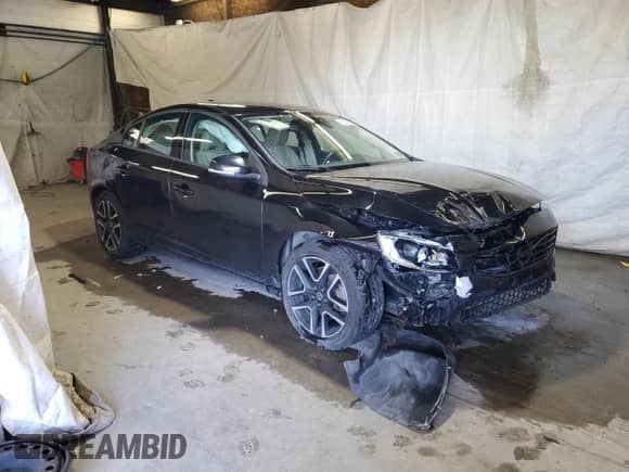 2017 Volvo S60 Dynamic с VIN YV140MTL5H2422631, выставлен на аукционе Copart как лот 69380855 с пробегом 177 382 миль миль и Списание • Salvage title. История ставок и продаж доступна на DreamBid. Изображение 4.
