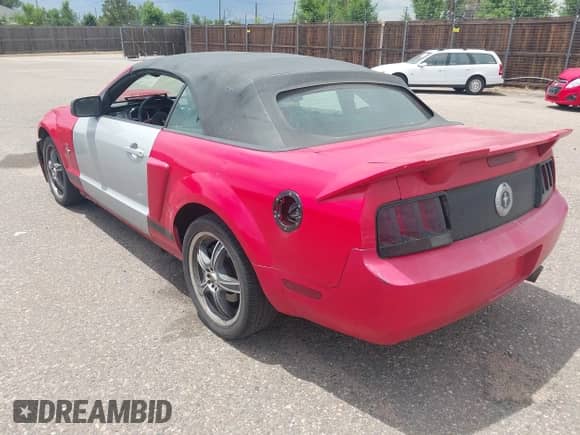 2006 Ford Mustang Standard с VIN 1ZVFT84N865241237, выставлен на аукционе IAAI как лот 42682629 с пробегом 218 861 миль миль и . История ставок и продаж доступна на DreamBid. Изображение 3.