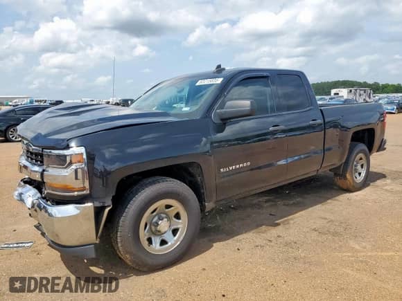 2016 Chevrolet Silverado 1500 Work Truck with VIN 1GCRCNEH0GZ187935, listed as a Copart auction lot 60215835 with 140,458 mi miles and Salvage title. Bid and sale history available at DreamBid. Image 1.