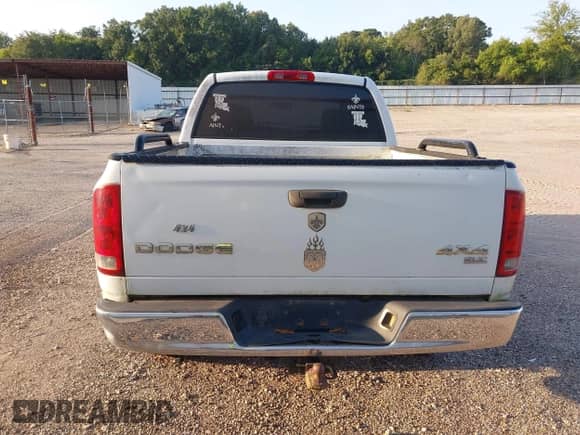 2004 Dodge 1500 SLT with VIN 1D7HU18N74S643300, listed as a IAAI auction lot 43164011 with 260,728 mi miles and . Bid and sale history available at DreamBid. Image 17.