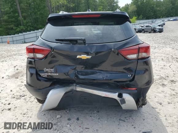 2022 Chevrolet TrailBlazer LT with VIN KL79MRSL8NB095536, listed as a Copart auction lot 60883315 with 47,184 mi miles and Salvage title. Bid and sale history available at DreamBid. Image 6.