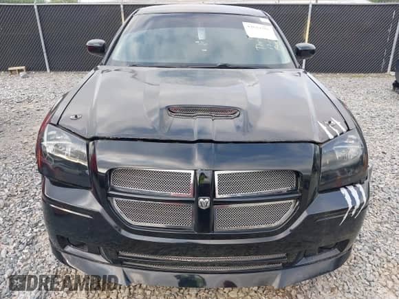 2005 Dodge Magnum RT with VIN 2D4GV58265H618934, listed as a IAAI auction lot 42034306 with 90,292 mi miles and . Bid and sale history available at DreamBid. Image 6.