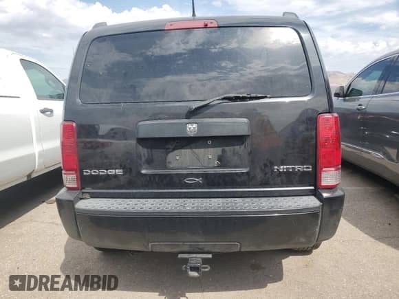 2011 Dodge Nitro Heat with VIN 1D4PT4GK6BW607981, listed as a Copart auction lot 69587695 with 160,495 mi miles and Salvage title. Bid and sale history available at DreamBid. Image 6.