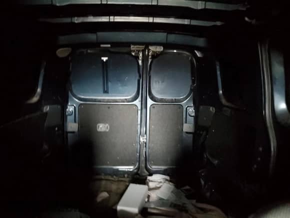 2017 Chevrolet City Express Cargo LT z VIN 3N63M0ZN3HK706851, wystawiony jako Copart lot #48286905 z przebiegiem Nie podano mil oraz Czysty tytuł • Clean title. Historia ofert i sprzedaży dostępna na DreamBid. Obrazek 10.