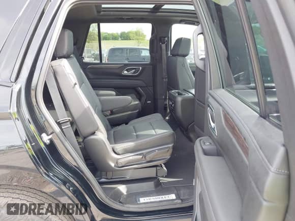 2023 Chevrolet Tahoe Z71 with VIN 1GNSKPKDXPR478645, listed as a IAAI auction lot 42674376 with 39,039 mi miles and . Bid and sale history available at DreamBid. Image 8.