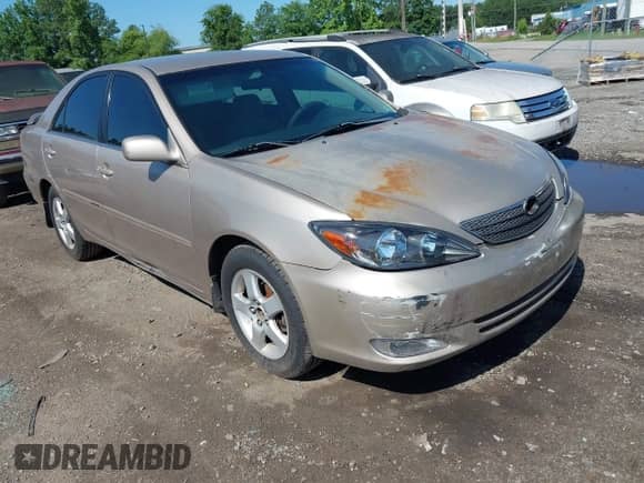 2002 Toyota Camry LE с VIN 4T1BE32K42U067508, выставлен на аукционе IAAI как лот 42561904 с пробегом 272 048 миль миль и . История ставок и продаж доступна на DreamBid. Изображение 1.