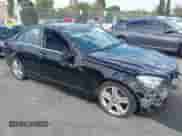 2011 Mercedes-Benz C 300 Sport z VIN WDDGF5EB7BR173958, wystawiony jako IAAI lot #43255590 z przebiegiem 97 939 mil mil oraz . Historia ofert i sprzedaży dostępna na DreamBid. Obrazek 1.