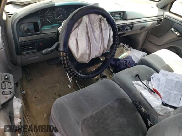 1995 Ford F-150 с VIN 1FTEF15N7SNB13223, выставлен на аукционе Copart как лот 56002595 с пробегом Не указан миль и Списание • Salvage title. История ставок и продаж доступна на DreamBid. Изображение 8.