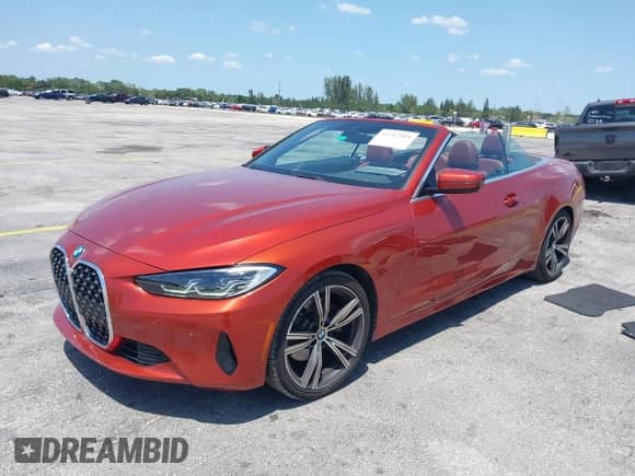 2023 BMW 4 Series 430i with VIN WBA23AT09PCL39301, listed as a IAAI auction lot 42217555 with 39,648 mi miles and . Bid and sale history available at DreamBid. Image 17.