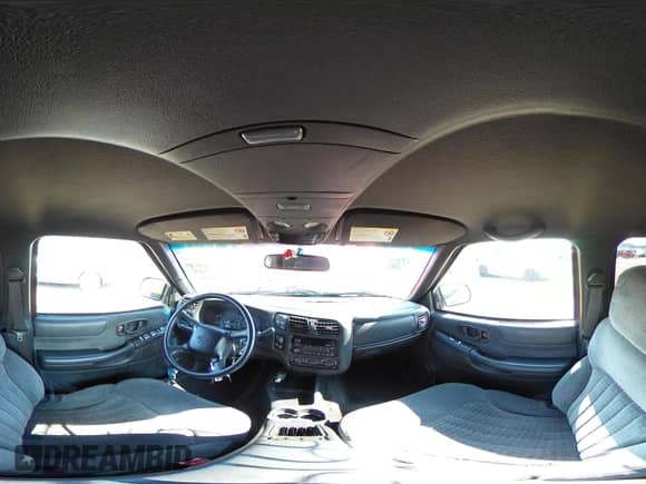 2002 Chevrolet Blazer LS with VIN 1GNDT13W72K212133, listed as a IAAI auction lot 42836160 with 164,057 mi miles and . Bid and sale history available at DreamBid. Image 19.