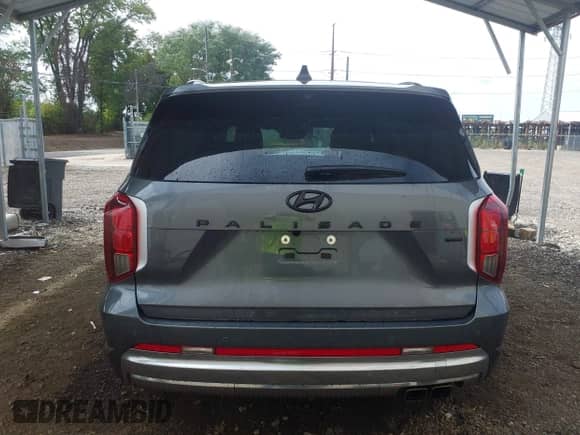 2025 Hyundai Palisade Calligraphy с VIN KM8R7DGE6SU827911, выставлен на аукционе IAAI как лот 43205768 с пробегом 14 793 миль миль и . История ставок и продаж доступна на DreamBid. Изображение 17.