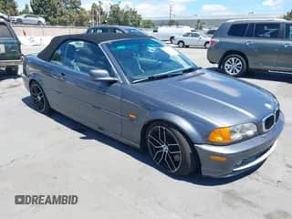 2001 BMW 3 Series 330Ci с VIN WBABS53401JU81570, выставлен на аукционе IAAI как лот 42773272 с пробегом 185 948 миль миль и . История ставок и продаж доступна на DreamBid. Изображение 1.