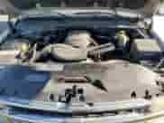 2002 Chevrolet Suburban LT с VIN 3GNEC16TX2G353355, выставлен на аукционе Copart как лот 68508734 с пробегом Не указан миль и Чистый • Clean title. История ставок и продаж доступна на DreamBid. Изображение 11.