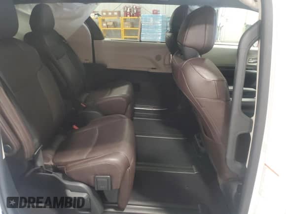 2022 Toyota Sienna Platinum с VIN 5TDESKFC7NS071200, выставлен на аукционе Copart как лот 81896524 с пробегом 48 867 миль миль и Чистый • Clean title. История ставок и продаж доступна на DreamBid. Изображение 11.