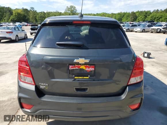 2019 Chevrolet Trax LS with VIN 3GNCJKSB3KL287447, listed as a Copart auction lot 55513865 with 138,153 mi miles and Salvage title. Bid and sale history available at DreamBid. Image 6.