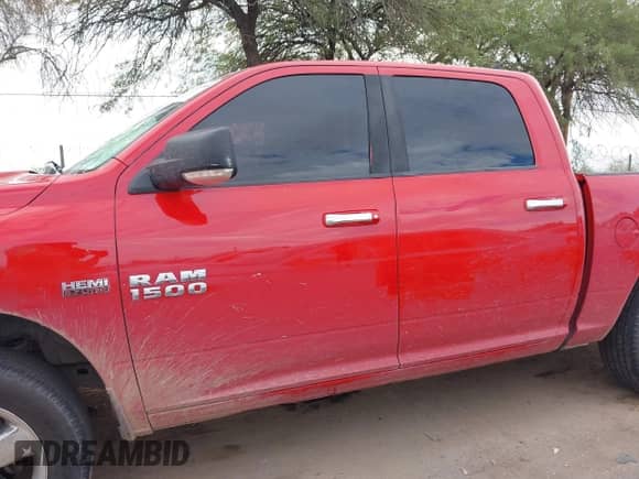 2015 Ram 1500 Outdoorsman с VIN 1C6RR6LT9FS562019, выставлен на аукционе IAAI как лот 43431958 с пробегом 144 334 миль миль и . История ставок и продаж доступна на DreamBid. Изображение 14.