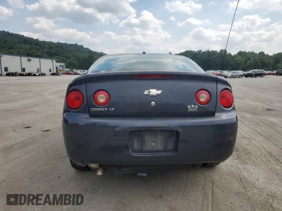 2008 Chevrolet Cobalt LT z VIN 1G1AL18F587286885, wystawiony jako Copart lot #68162935 z przebiegiem 158 799 mil mil oraz Szkoda całkowita • Salvage title. Historia ofert i sprzedaży dostępna na DreamBid. Obrazek 6.