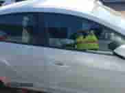 2020 Hyundai Elantra SEL z VIN 5NPD84LFXLH570547, wystawiony jako IAAI lot #43073540 z przebiegiem 146 527 mil mil oraz . Historia ofert i sprzedaży dostępna na DreamBid. Obrazek 14.