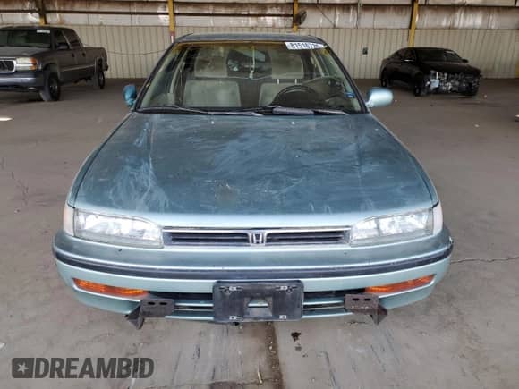1992 Honda Accord LX z VIN JHMCB7657NC026120, wystawiony jako Copart lot #81516735 z przebiegiem 176 004 mil mil oraz Szkoda całkowita • Salvage title. Historia ofert i sprzedaży dostępna na DreamBid. Obrazek 5.