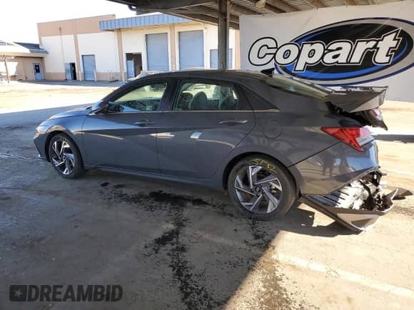 2024 Hyundai Elantra Limited z VIN KMHLP4DG1RU814151, wystawiony jako Copart lot #85393625 z przebiegiem 28 761 mil mil oraz Szkoda całkowita • Salvage title. Historia ofert i sprzedaży dostępna na DreamBid. Obrazek 2.