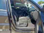 2017 Volkswagen Tiguan Wolfsburg Edition с VIN WVGRV7AX2HK003751, выставлен на аукционе Copart как лот 64609535 с пробегом 77 270 миль миль и Чистый • Clean title. История ставок и продаж доступна на DreamBid. Изображение 5.