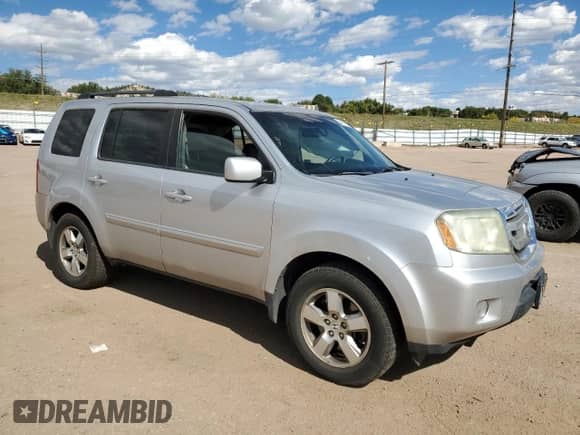 2010 Honda Pilot EX with VIN 5FNYF4H45AB036771, listed as a Copart auction lot 84647995 with Not provided miles and Salvage title. Bid and sale history available at DreamBid. Image 4.