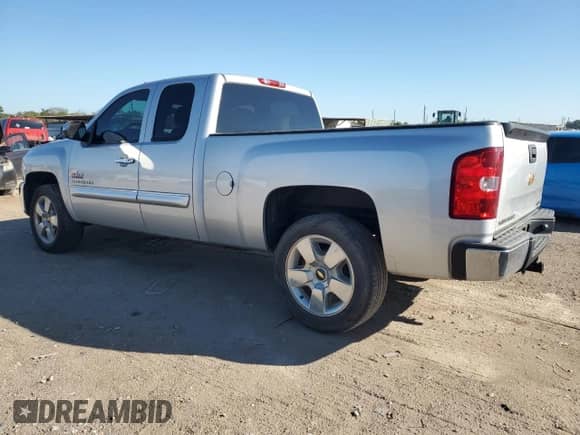 2013 Chevrolet Silverado 1500 LT z VIN 1GCRCSE06DZ106537, wystawiony jako Copart lot #86861125 z przebiegiem 118 938 mil mil oraz Szkoda całkowita • Salvage title. Historia ofert i sprzedaży dostępna na DreamBid. Obrazek 2.
