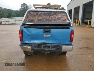 2009 Chevrolet Silverado 1500 LT z VIN 1GCEK29J89Z276345, wystawiony jako Copart lot #54134055 z przebiegiem 144 937 mil mil oraz Szkoda całkowita • Salvage title. Historia ofert i sprzedaży dostępna na DreamBid. Obrazek 6.