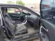 2015 Honda Accord EX-L z VIN 1HGCT2B81FA009300, wystawiony jako IAAI lot #43136374 z przebiegiem 94 749 mil mil oraz . Historia ofert i sprzedaży dostępna na DreamBid. Obrazek 5.