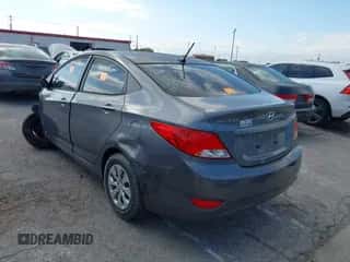 2016 Hyundai Accent SE z VIN KMHCT4AE7GU062094, wystawiony jako IAAI lot #43557216 z przebiegiem 163 474 mil mil oraz . Historia ofert i sprzedaży dostępna na DreamBid. Obrazek 3.