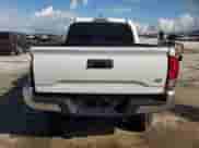 2023 Toyota Tacoma SR5 z VIN 3TMAZ5CN4PM217525, wystawiony jako Copart lot #82028615 z przebiegiem 22 100 mil mil oraz Szkoda całkowita • Salvage title. Historia ofert i sprzedaży dostępna na DreamBid. Obrazek 6.