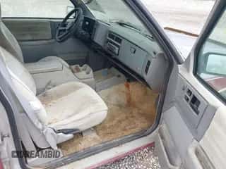 1994 Chevrolet Blazer LT с VIN 1GNDT13W5R2170250, выставлен на аукционе IAAI как лот 42779147 с пробегом 115 954 миль миль и . История ставок и продаж доступна на DreamBid. Изображение 5.