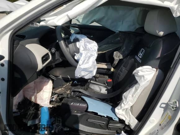 2023 Honda HR-V LX с VIN 3CZRZ1H32PM702579, выставлен на аукционе Copart как лот 80906195 с пробегом Не указан миль и Списание • Salvage title. История ставок и продаж доступна на DreamBid. Изображение 7.