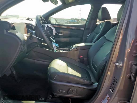 2024 Hyundai Santa Cruz Limited с VIN 5NTJEDDF1RH120452, выставлен на аукционе Copart как лот 71207545 с пробегом 8 261 миль миль и Списание • Salvage title. История ставок и продаж доступна на DreamBid. Изображение 7.
