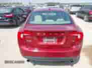 2012 Volvo S60 T5 с VIN YV1622FS0C2120103, выставлен на аукционе IAAI как лот 43214819 с пробегом 104 685 миль миль и . История ставок и продаж доступна на DreamBid. Изображение 16.